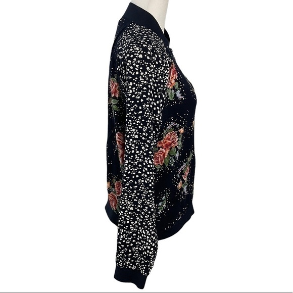 🎉 Maurices Blue Floral Lightweight Bomber Style Jacket - Picture 3 of 7